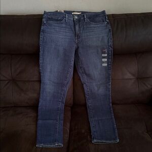 Women’s Levi’s Jeans